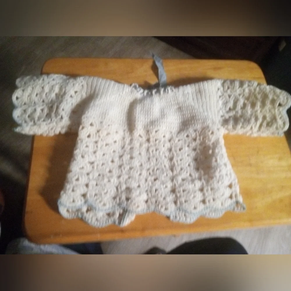 Crochet Baby Matinee Jacket / Cardigan (3 - 6) months - Picture 7 of 8